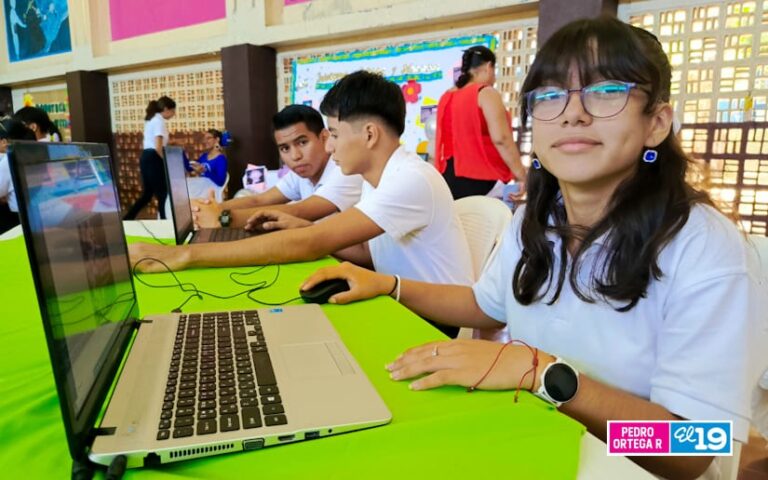 Lanzan estrategia “Plataformas para una Cultura Digital”