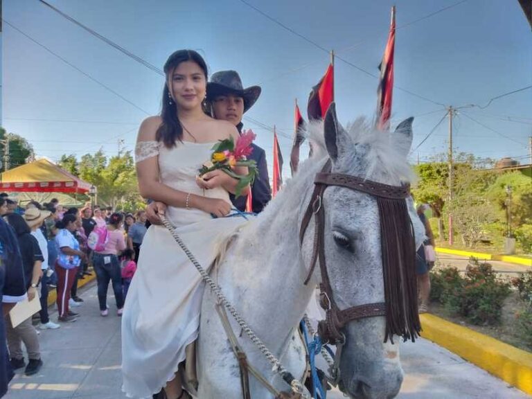 Estudiantes de Niquinohomo conmemoran a Sandino