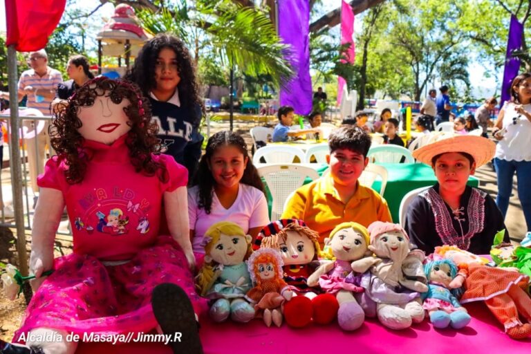 Realizan el Concurso de la Muñeca más Creativa en Masaya