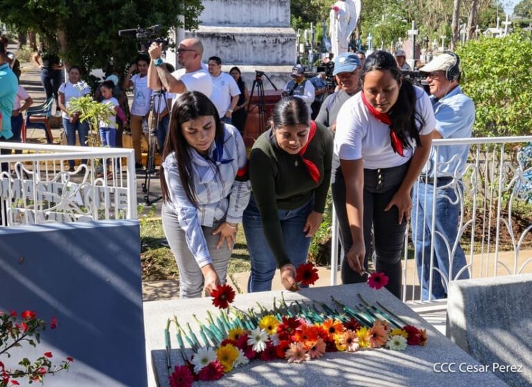 JS 19 de Julio rinde homenaje al comandante Camilo Ortega Saavedra