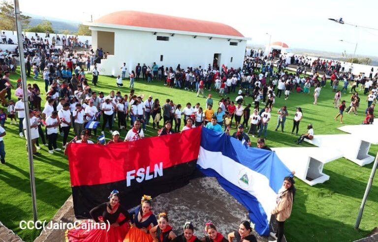 Militancia Sandinista realiza caminata hacia la Fortaleza El Coyotepe