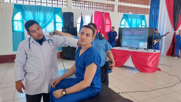 Capacitan a privados de libertad en asistencia médica