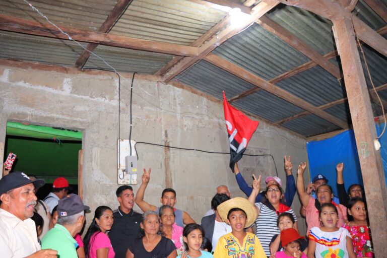 Inauguran energía eléctrica en la comunidad “Santa Rosa de Tapaskun”