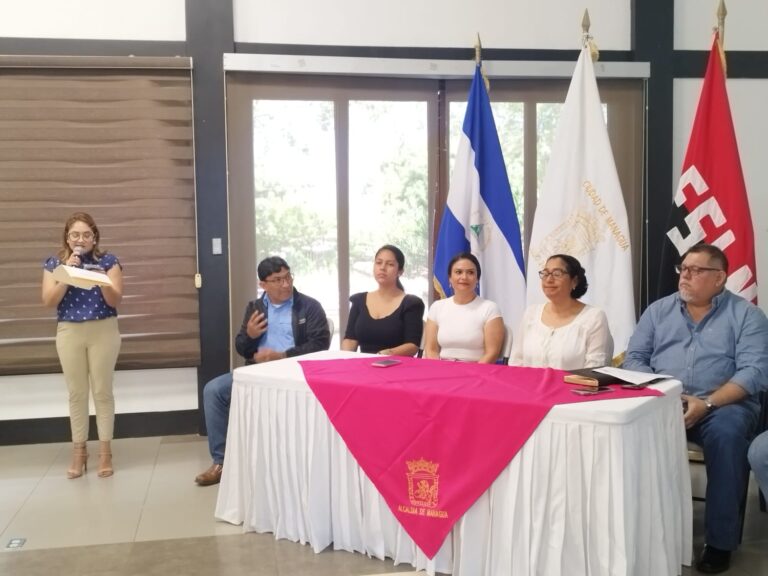 MIFIC capacita emprendedores de Managua