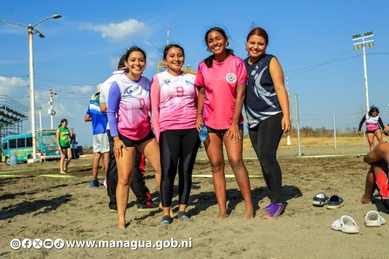Realizan torneo relámpago de voleibol playa en las canchas del Paseo Xolotlán