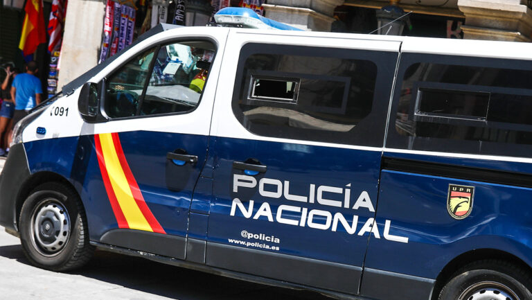 Detienen a un jefe policial en España por supuesto vínculo con el narcotráfico