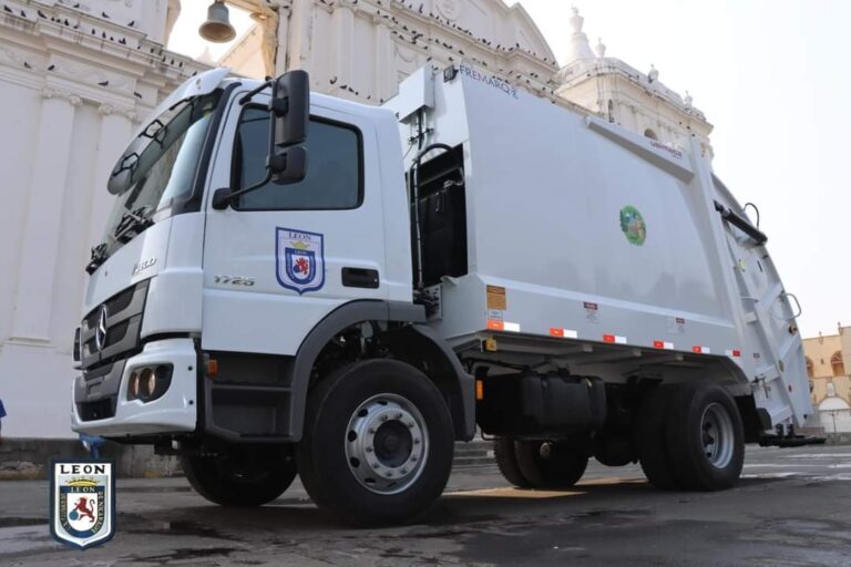 Alcaldía de León adquiere un camión para la recolección de basura