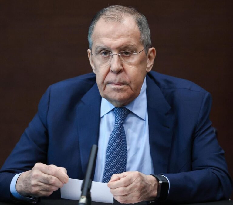 Serguéi Lavrov visitará la República Popular China