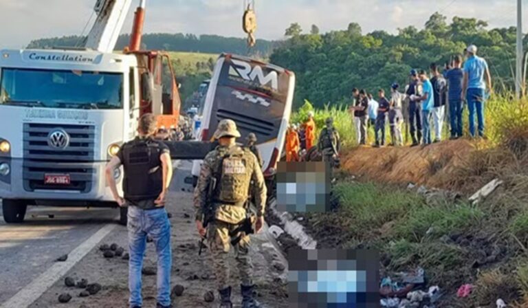 Mueren ocho personas en accidente de tránsito en Brasil