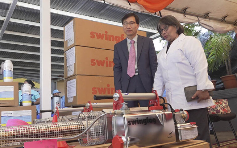 MINSA recibe donación de equipos médicos y de fumigación