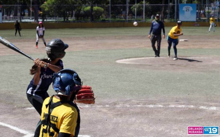 Inauguran la Primera Liga de Beisból Femenino en Managua