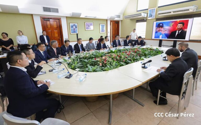 Funcionarios de Gobierno se reunen con delegación del Partido Comunista de China