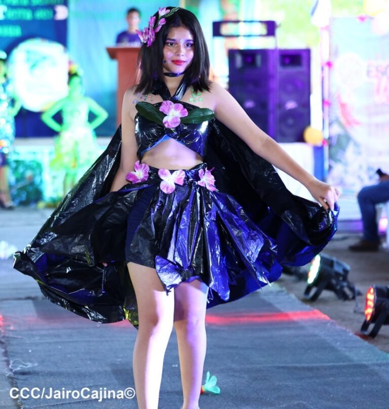 Realizan Elección Departamental de la Reina de la Madre Tierra 2024-2025