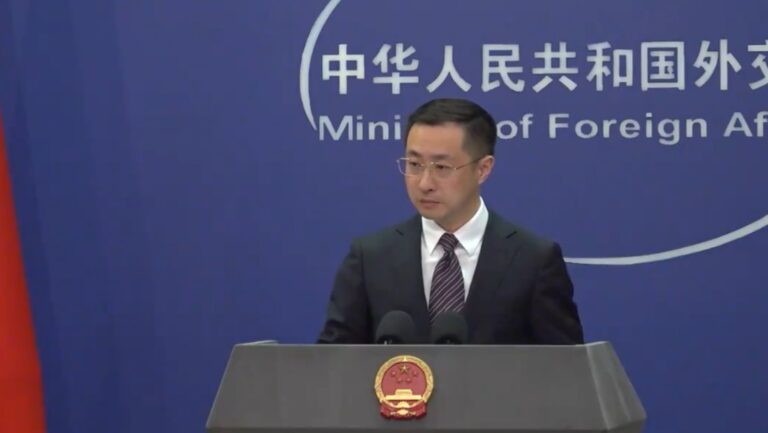 China exhorta a EEUU a no poner en peligro la paz y la seguridad en el ciberespacio