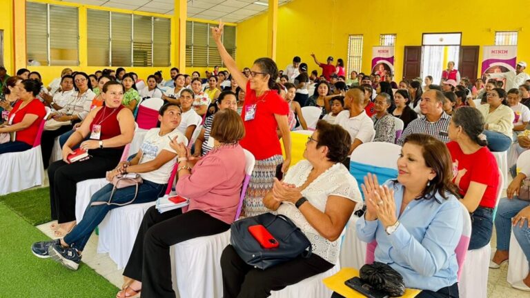Realizan Congreso sobre Derechos y Protagonismo de la Mujer
