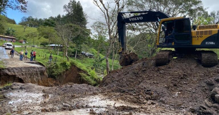 Más de 2 mil puntos críticos se contabilizan en el país