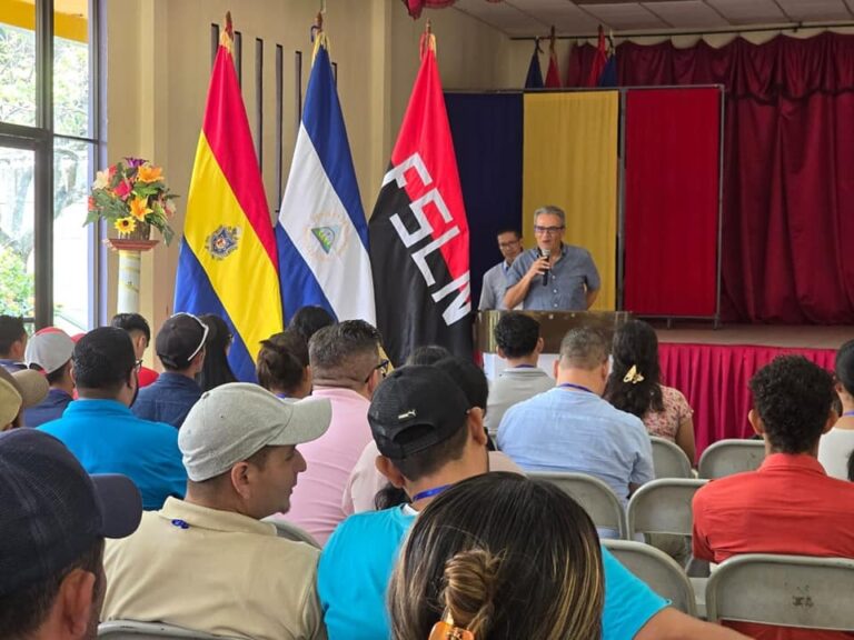 Realizan “Laboratorio creativo para la transformación del cacao”