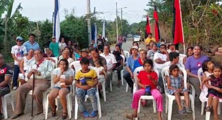 Inauguran una cuadra de calle en San Marcos-Carazo