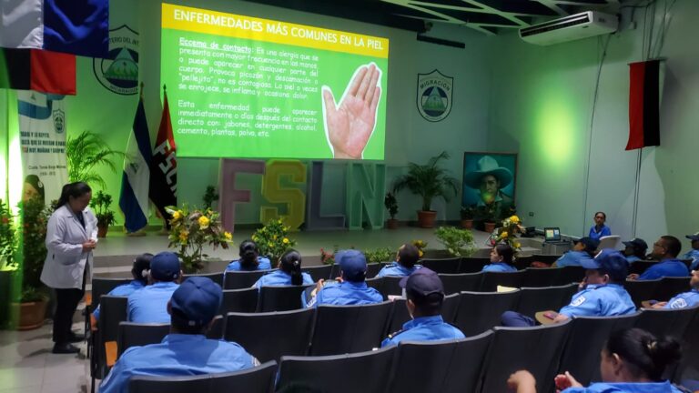 MINT presenta Cartilla de prevención para el cáncer en la piel
