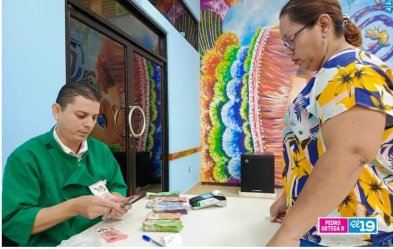 Trabajadores del MINED reciben salario adelantado del mes de junio