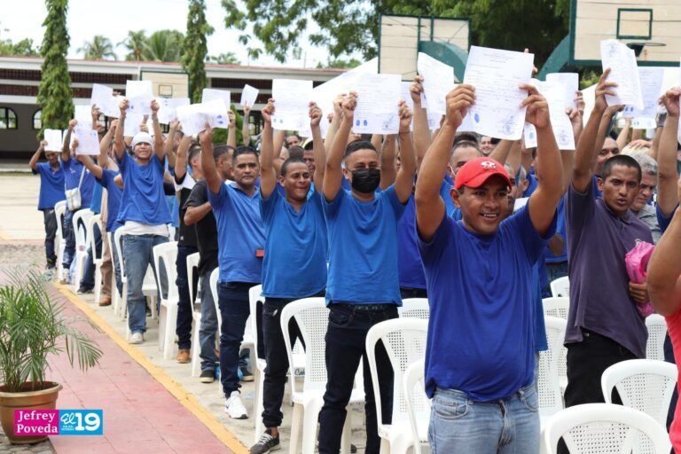 Otorgan beneficio de convivencia familiar a un total de mil 500 hombres y mujeres