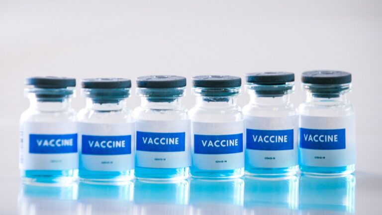 Primera vacuna contra cáncer de piel demuestra que reduce el riesgo en un 49 %