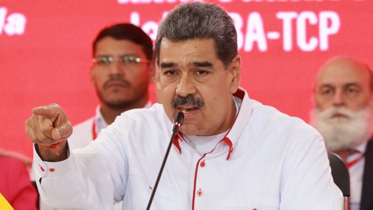 Maduro asegura que sectores radicales de la extrema derecha buscan generar violencia