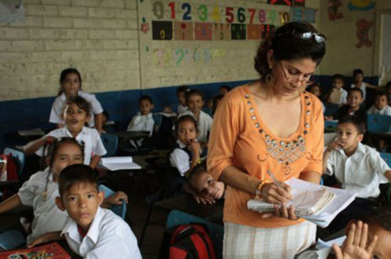 Triángulo Minero es declarado libre de docentes empíricos