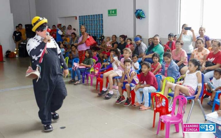 Celebran la semana de la niñez en el Hospital Vélez Paiz