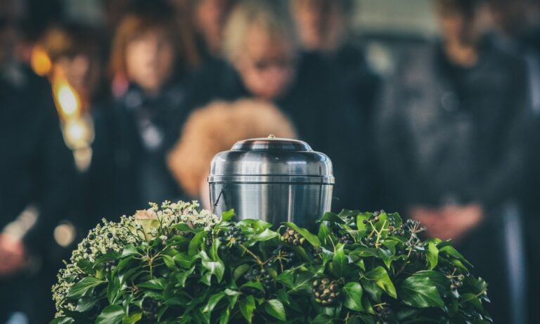 Se come las cenizas de su abuela para sentirla más cerca