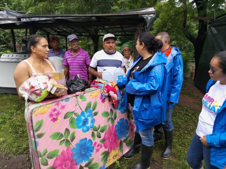 Proporcionan avituallamiento a familias de Boaco