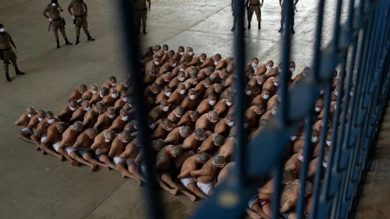 Ministra de Seguridad de Argentina visita El Salvador