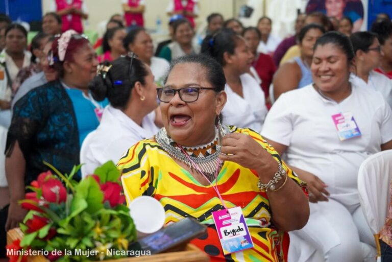 Mujeres destacan logros y desafíos