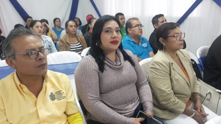 Docentes conocen sobre Nueva Estrategia Nacional de Educación