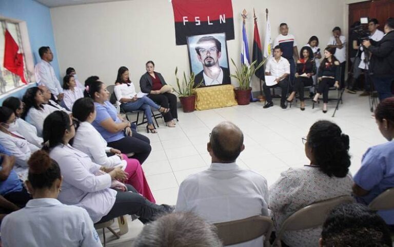 Médicos reafirman su compromiso con el legado del Comándate Carlos Fonseca