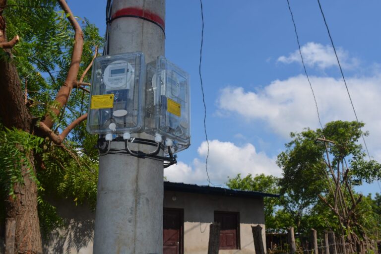 Electrifican 21 viviendas en el barrio “Monimbó”, Matagalpa