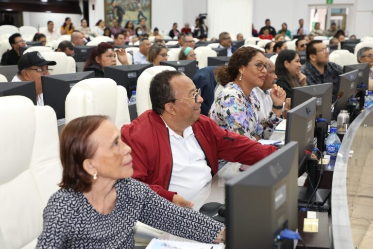 Parlamento aprobó 11 leyes y 10 decretos en el II Trimestre