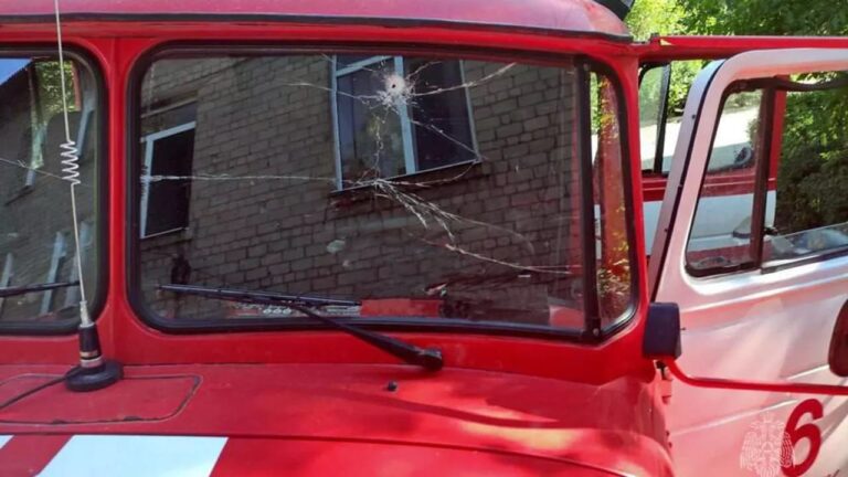 Ataque ucraniano deja cuatro heridos en Donetsk