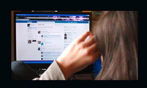 Busca por FB a su esposo y descubre que tiene otra familia