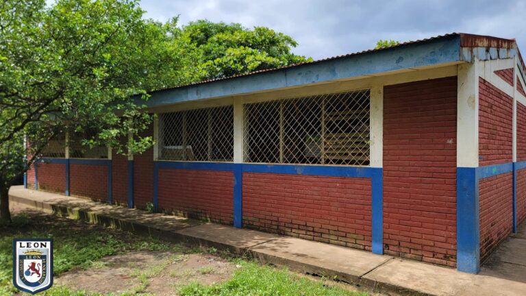 Inicia el proyecto de mejoras de centro escolar de León