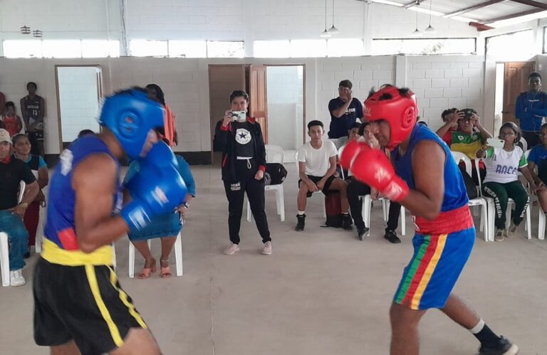 Inauguran gimnasio de boxeo en Bluefields
