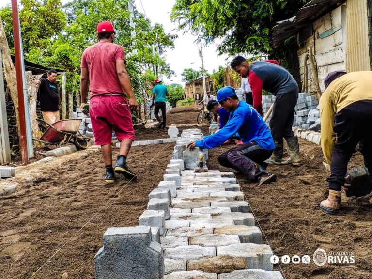 Avanza en un 50% mejoramiento de calles en el barrio Monte San Juan, Rivas