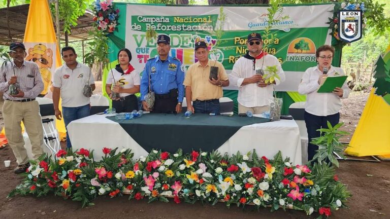 Lanzan campaña “Verde que te quiero verde” en León