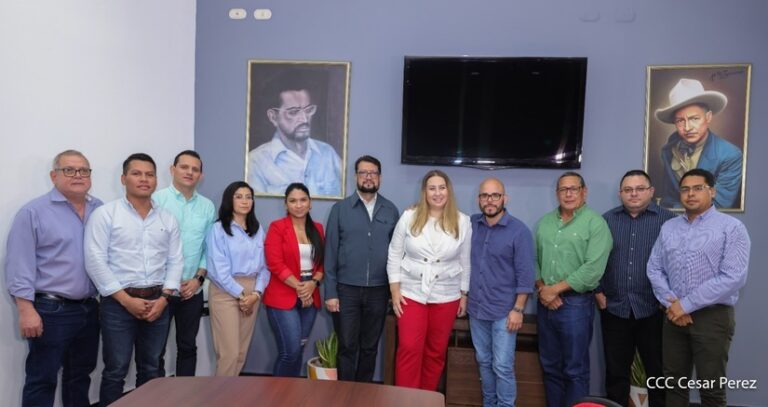 Medios de Nicaragua sostiene encuentro con Daria Yuryeva de Sputnik