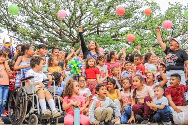 ALMA inaugura el Parque Las Piedrecitas
