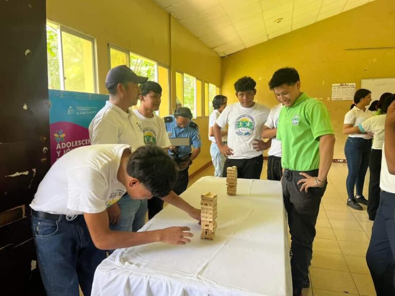 Realizan festival estudiantil en el Centro de Juventud de la Policía Nacional