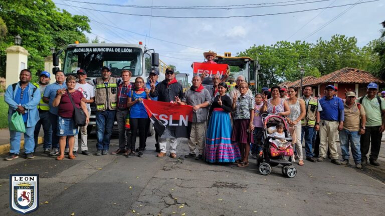 Inicia construcción de 800 metros de calles en León
