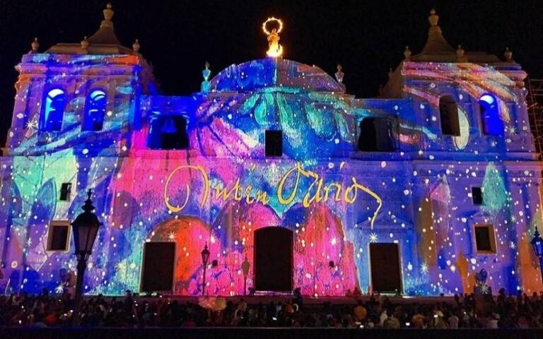 León se viste de gala en celebración de la novena edición del Festival Azul Darío