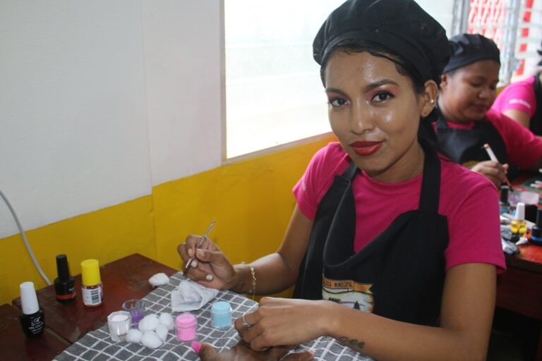 Finalizan con éxito el curso de Tratamiento Estético de Manos y pies en Puerto Cabezas