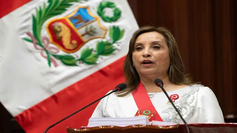 Presentan nueva denuncia constitucional contra Dina Boluarte